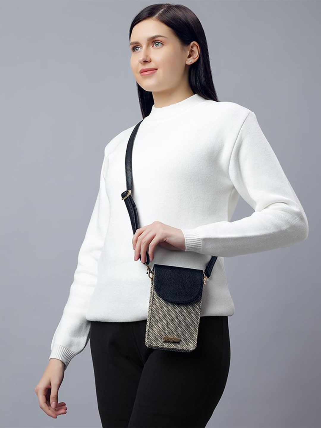 YUVA STREE Textured Swagger Sling Bag