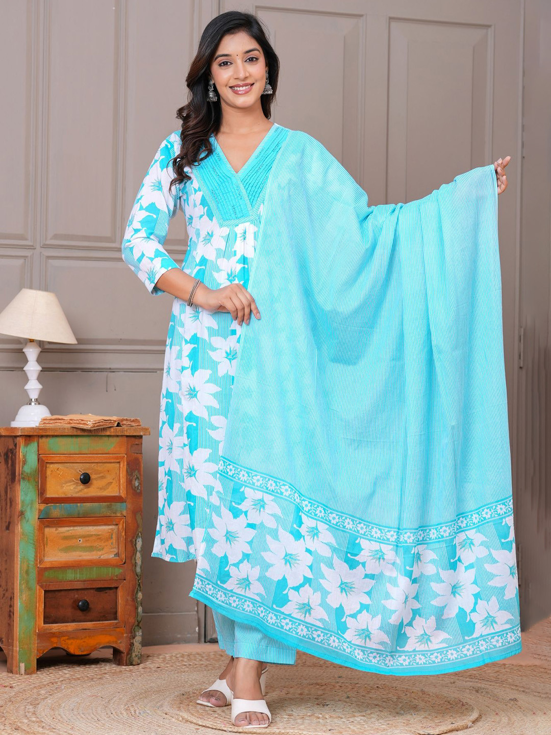 EtnicaWear Women Floral Regular Pure Cotton Kurta With Trousers & Dupatta
