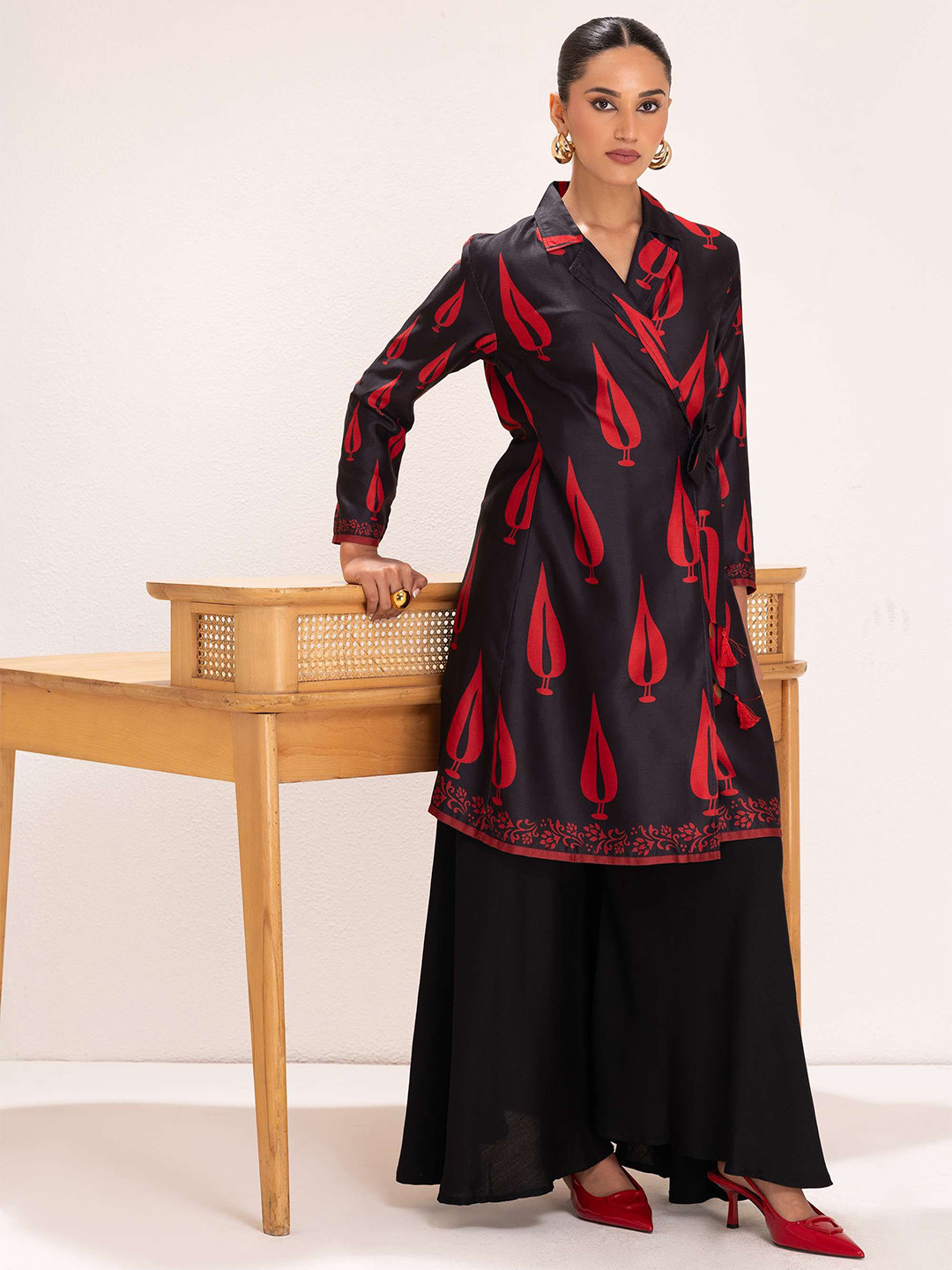 SEW Women Floral Printed Shirt Collar Angrakha Kurta