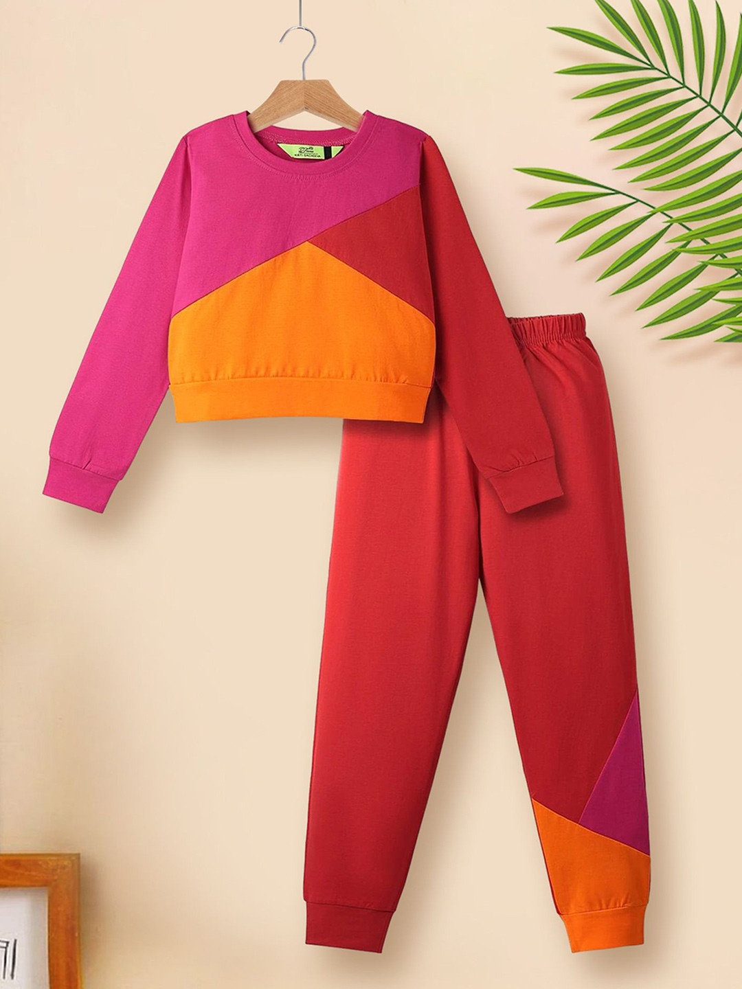 Tiara Girls Colourblocked Pure Cotton Sweatshirt With Jogger