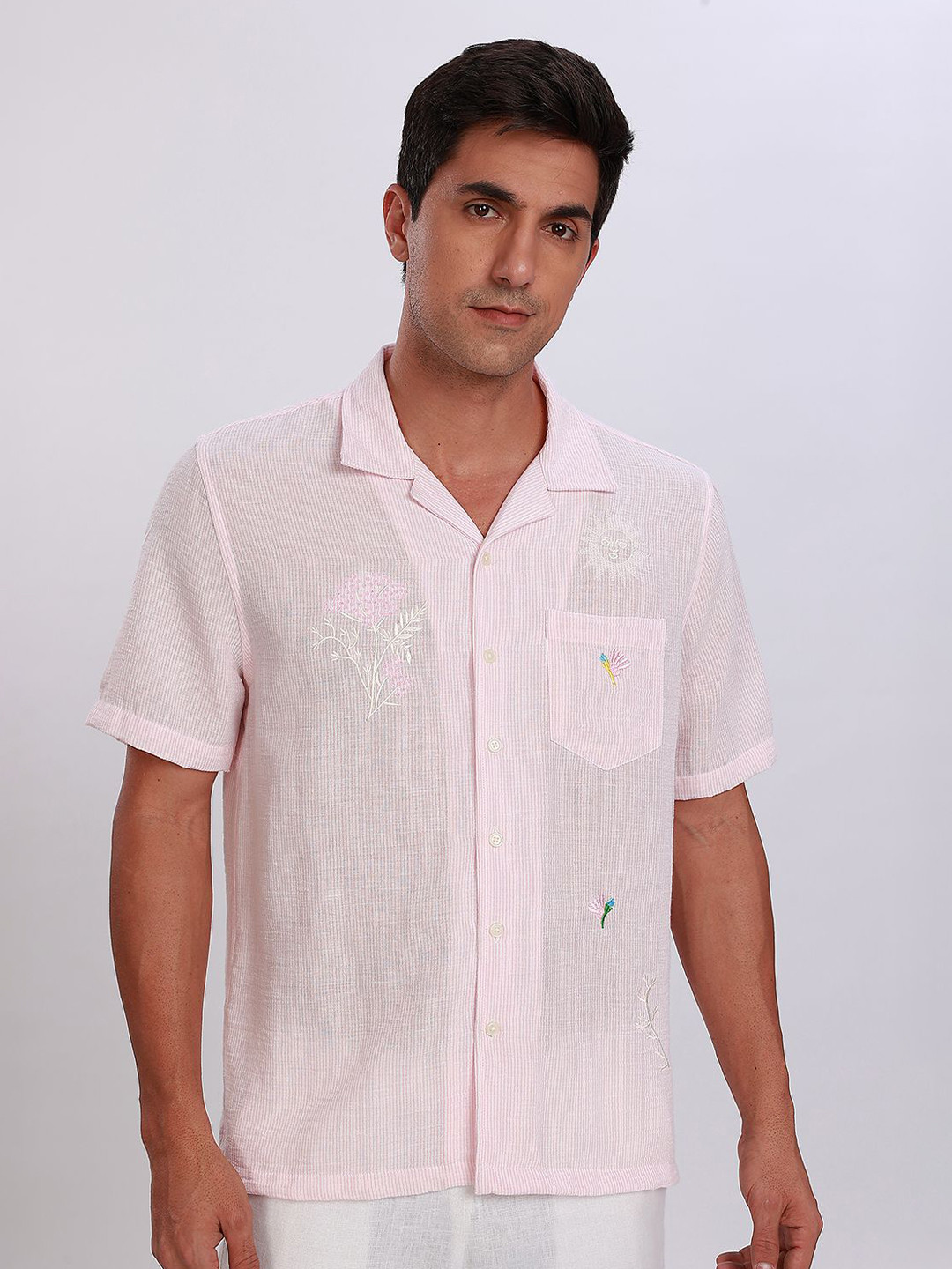 THREE DAYS Comfort Fit Vertical Striped Spread Collar Cotton Shirt