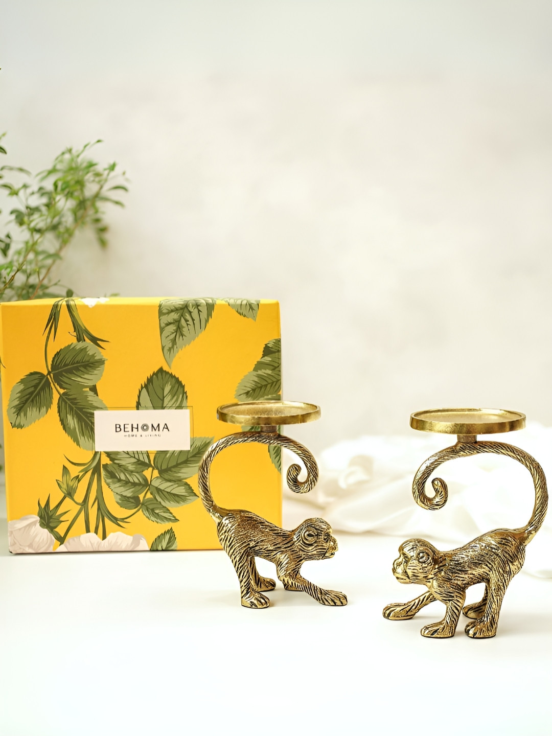 BEHOMA Gold-Toned 2 Pieces Monkey Candle Holders