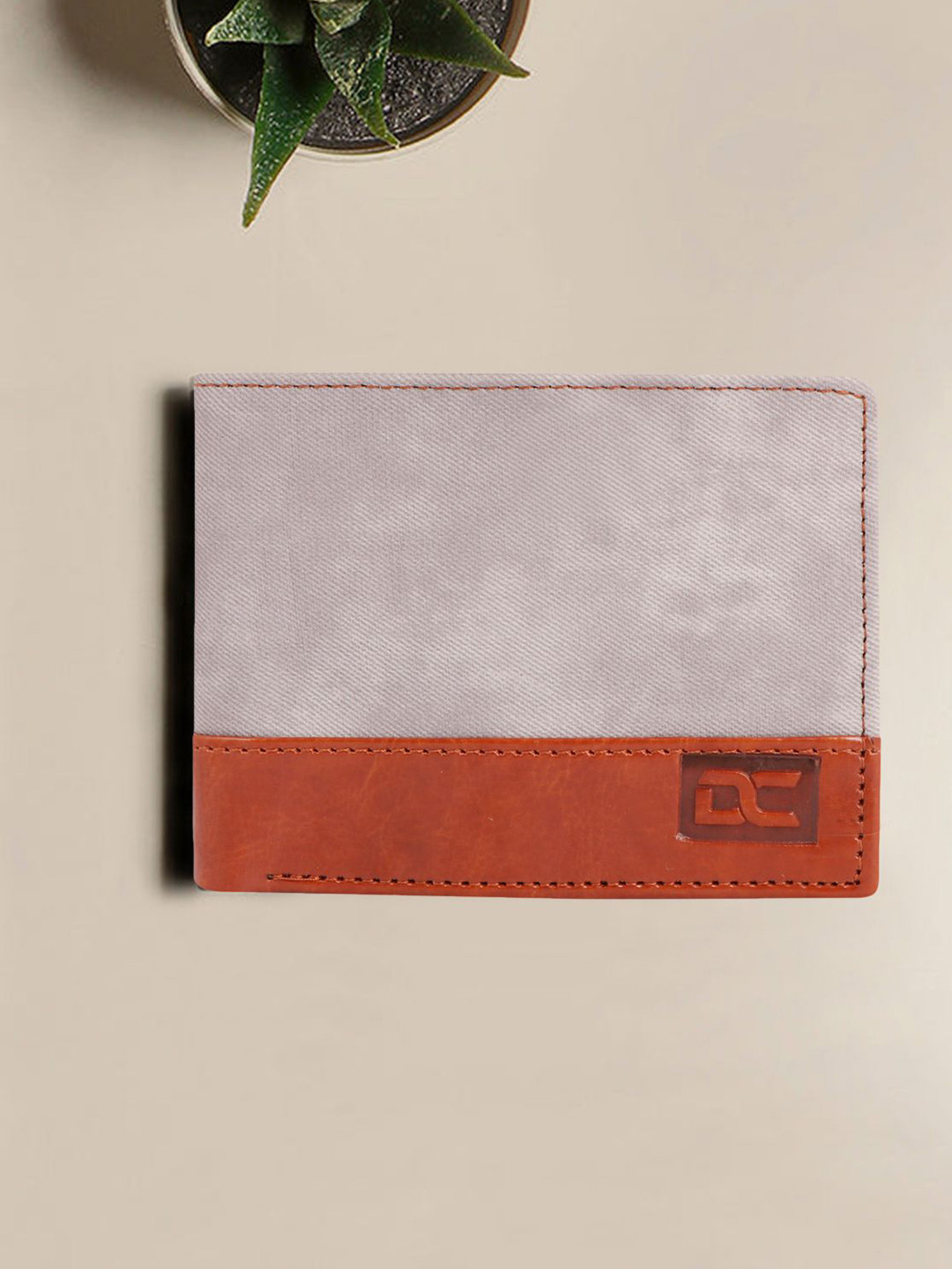 Dezire Crafts Men Colourblocked Two Fold Wallet