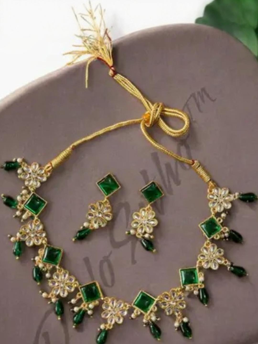 Rajputi jewellery set