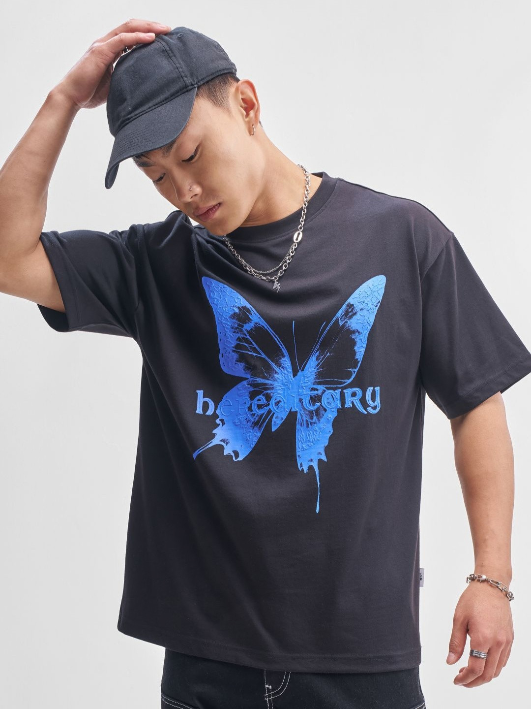 HIGHLANDER Graphic Printed Round Neck Drop-Shoulder Sleeves Oversized Casual T-Shirt