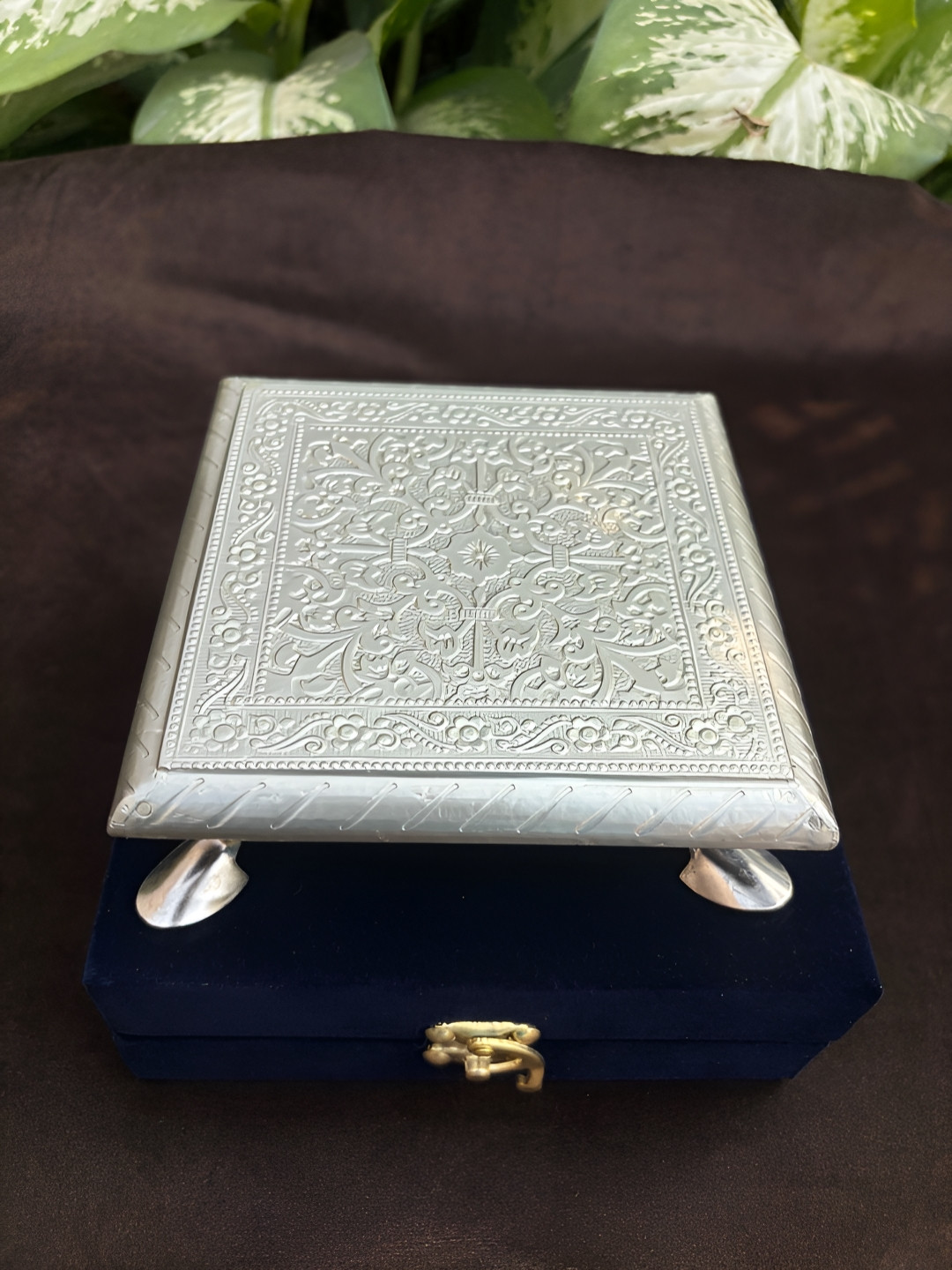 Barn 14 Grey Textured Mini Chowkie