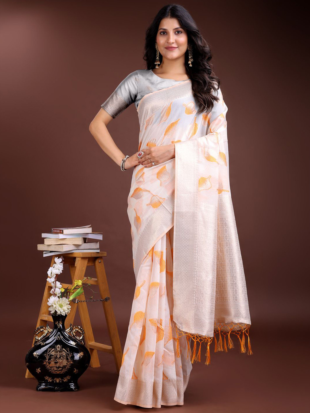 Astita Leaf Printed With Zari Border & Tassels Saree