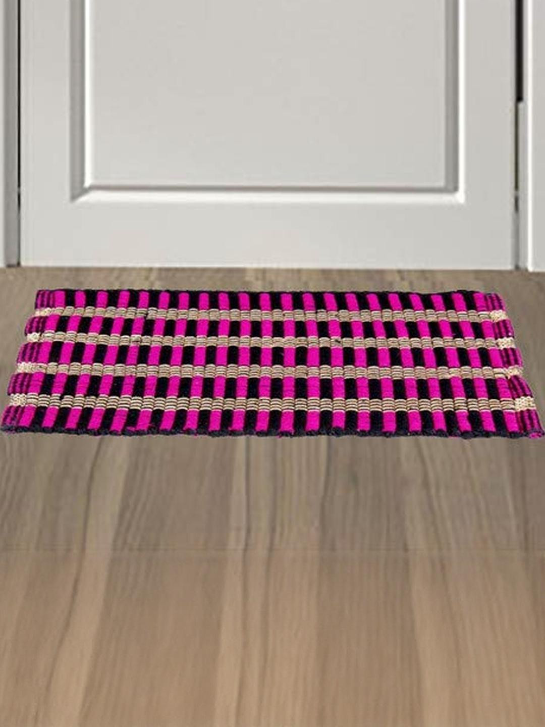 The Furnishing Tree Door mat/Indoor Foot mat Wooven Woolen Textile Floor mat Maroon Color Eco Certi