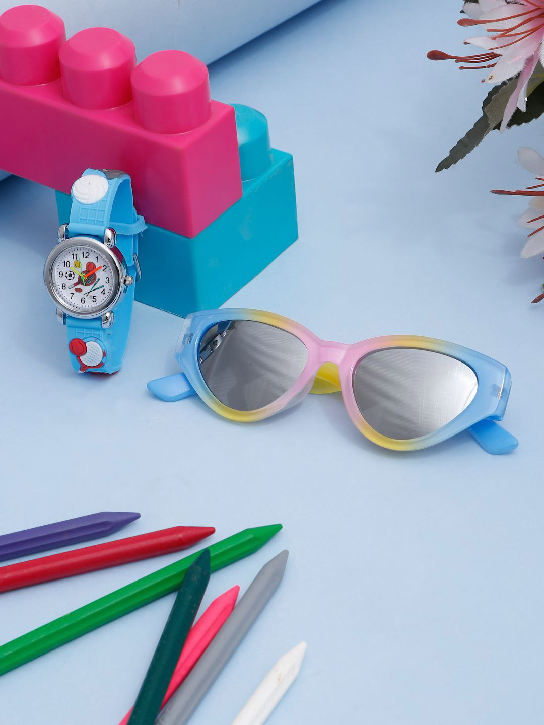 Stoln Unisex Kids Gift Set of 2 Sunglass and Wrist Watch