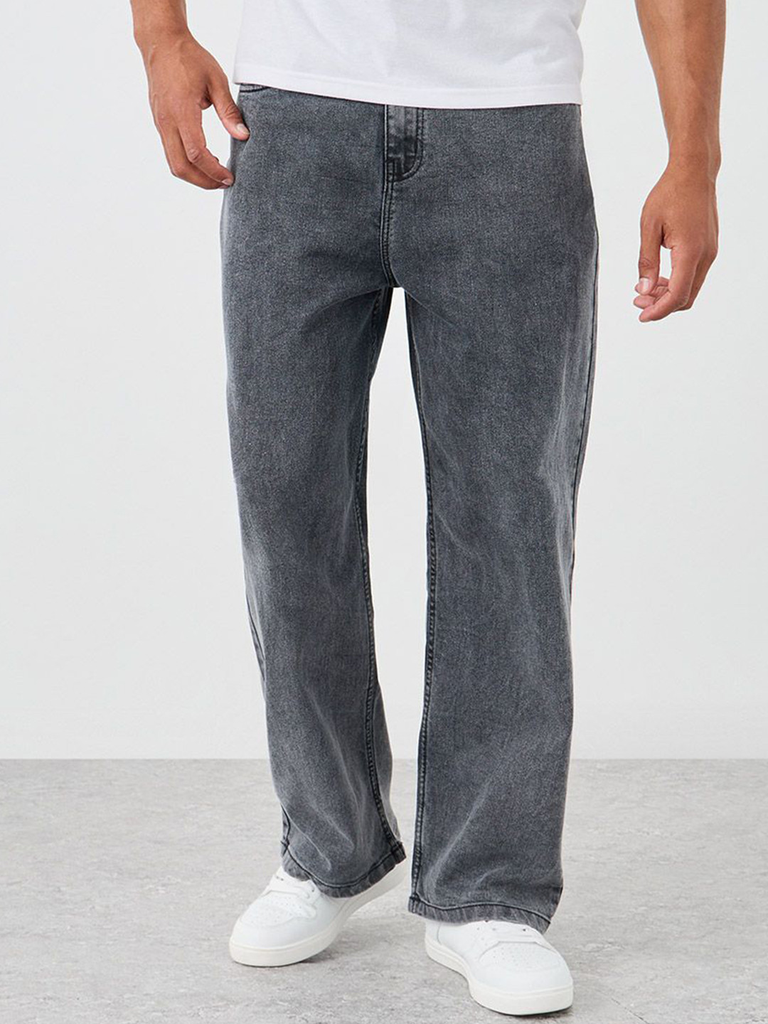 Styli Men Grey Wash Wide Leg Jeans