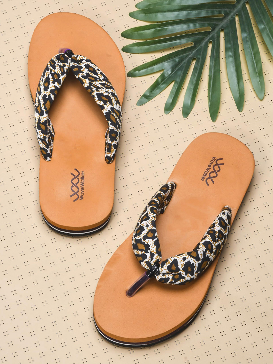 WAVE WALKER Women Animal Printed EVA Thong Flip-Flops