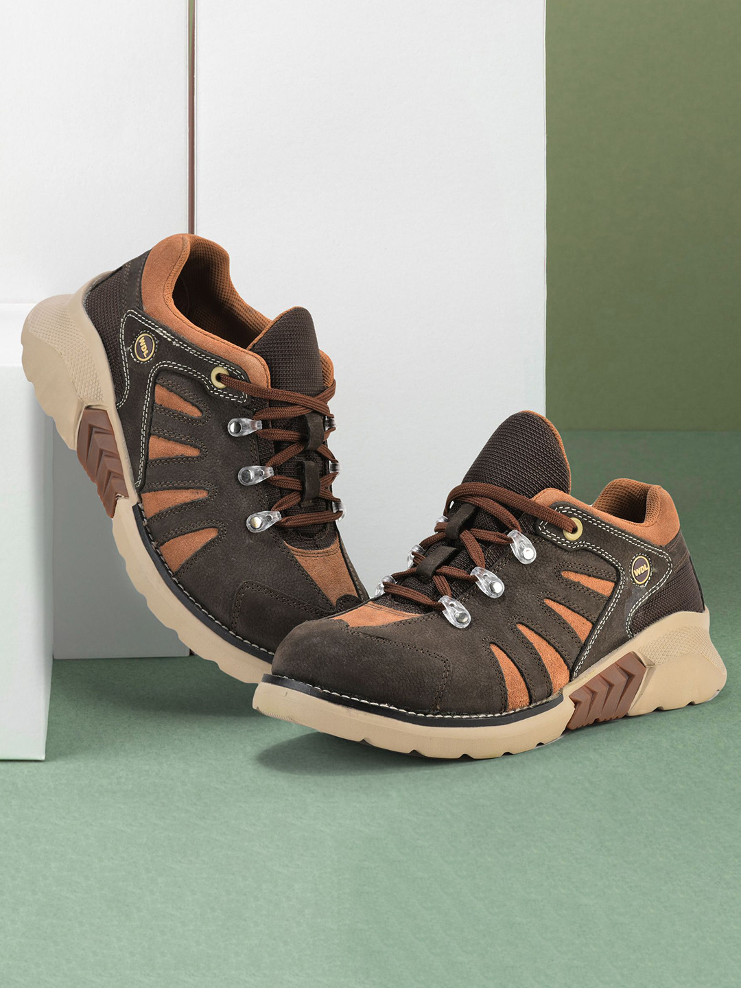 Woodland Men Striped Leather Sneakers