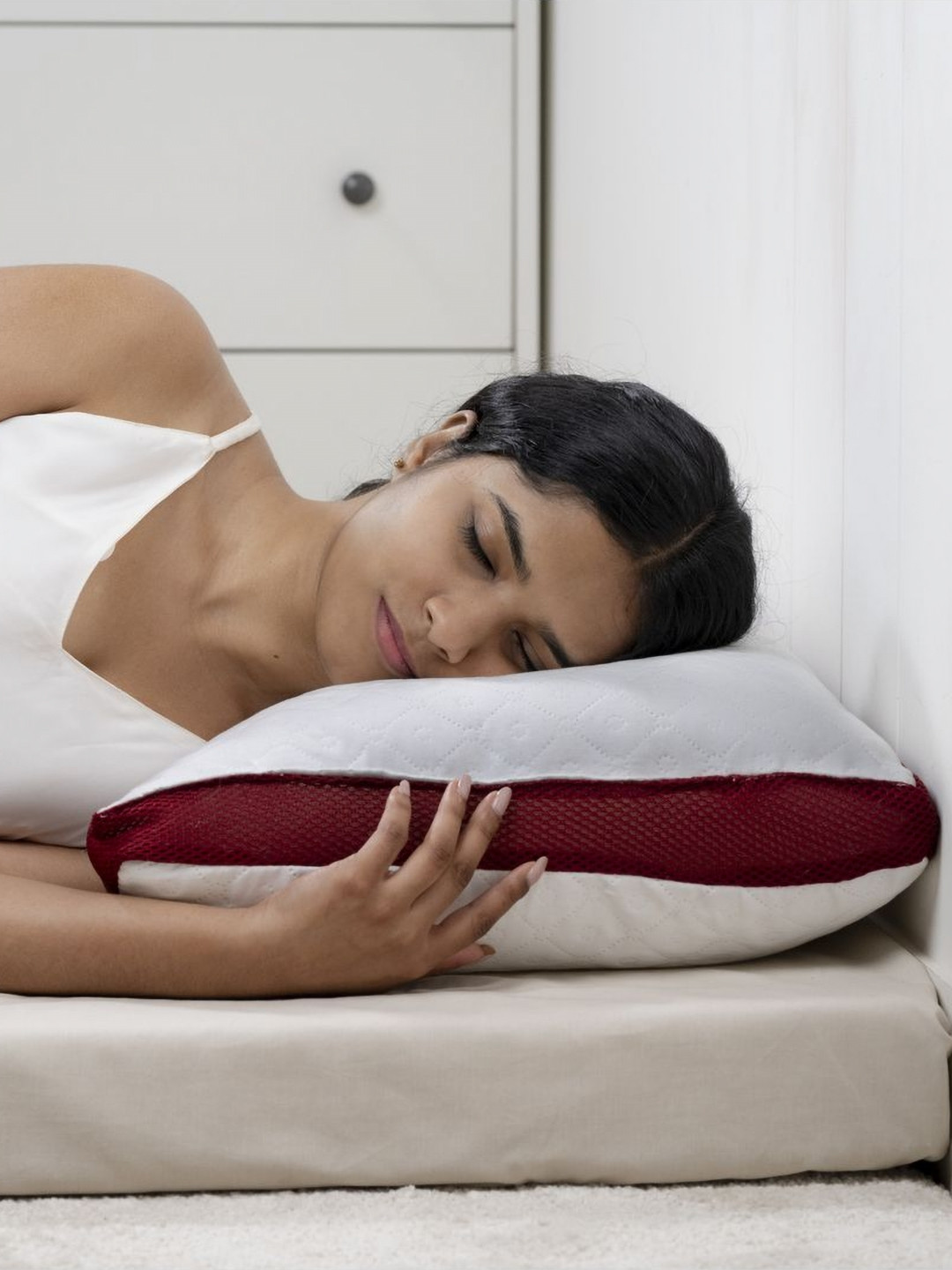 LEOSOFT White & Maroon Fibre Filled Breathable Sleep Pillow
