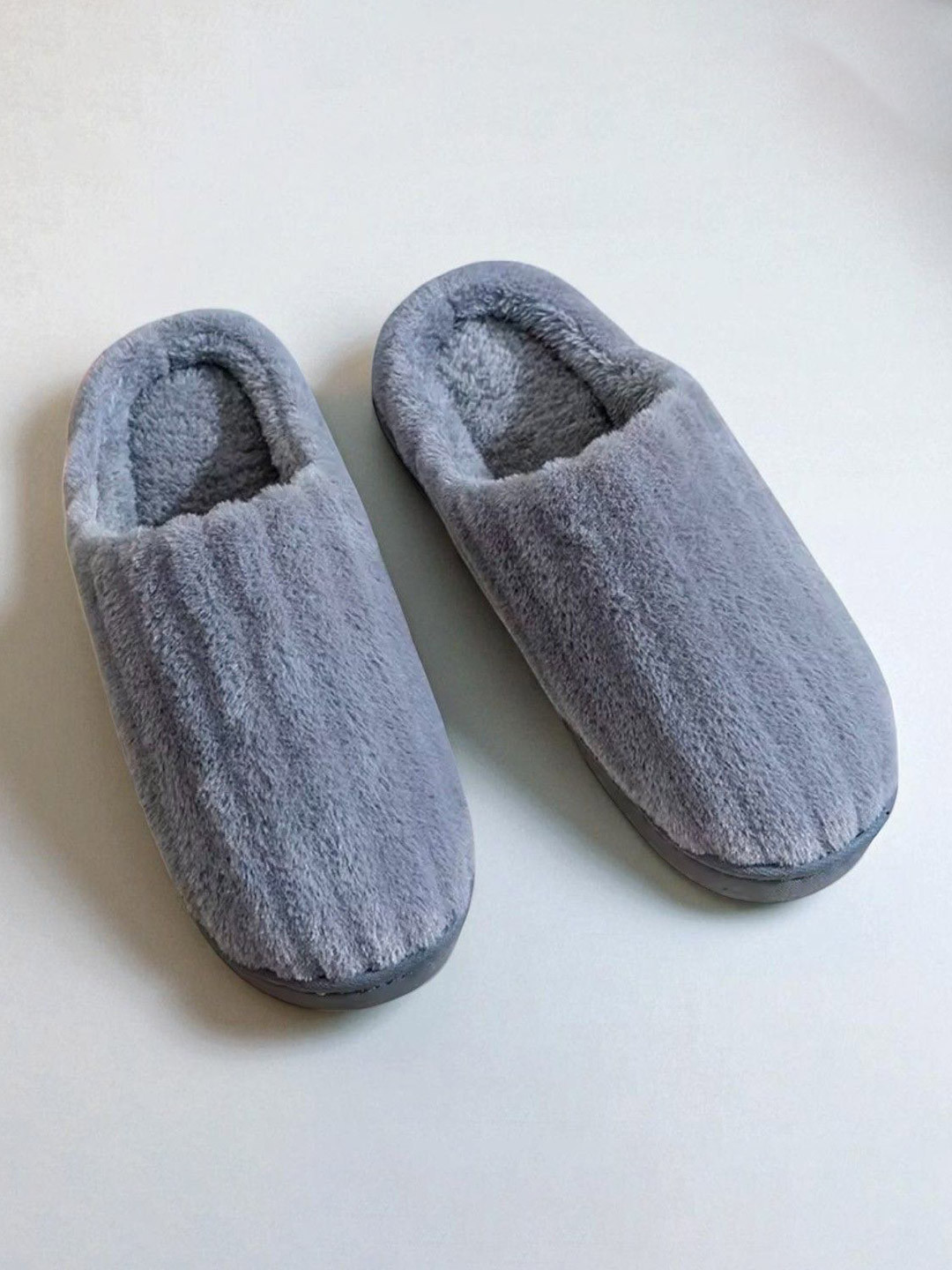 WOLVESDEN Women Pack Of 4 Room Slippers