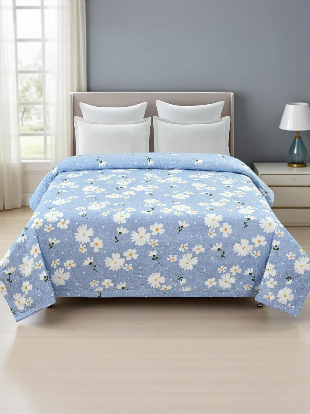 IVAZA Blue AC Room Double Bed Microfibre Comforter