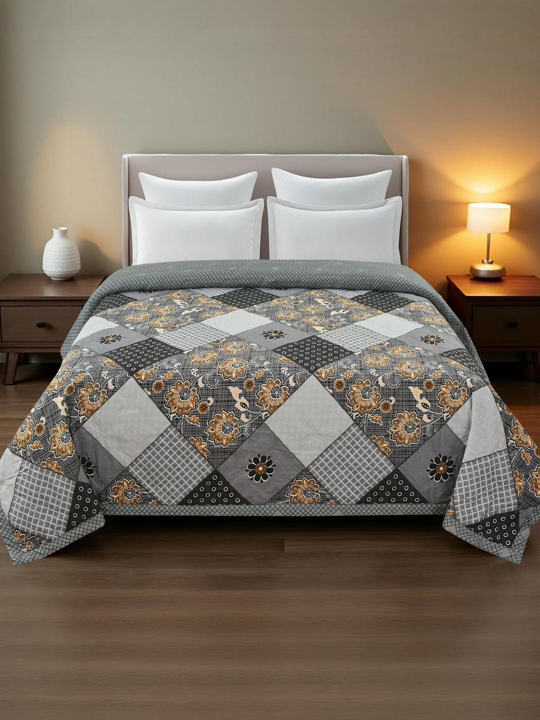 IVAZA Black AC Room Double Bed Microfibre Comforter