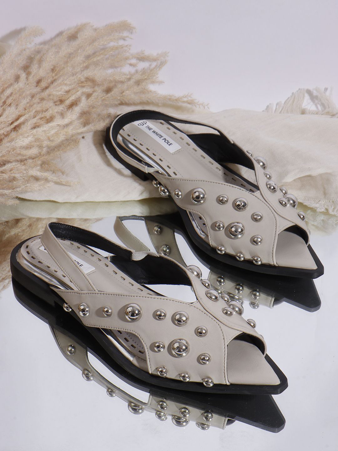 THE WHITE POLE Women Embellished Pointed Toe Open Casual Flats