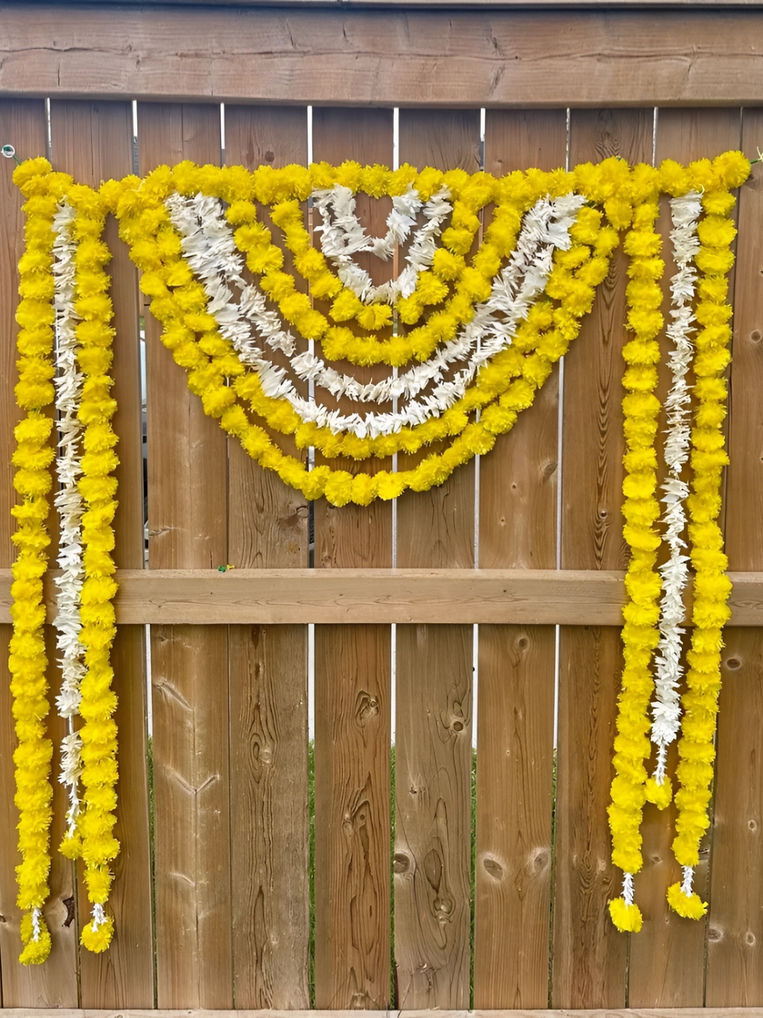 Nutts Yellow & White  Marigold with papergajra Bandhanwar Festive Decor