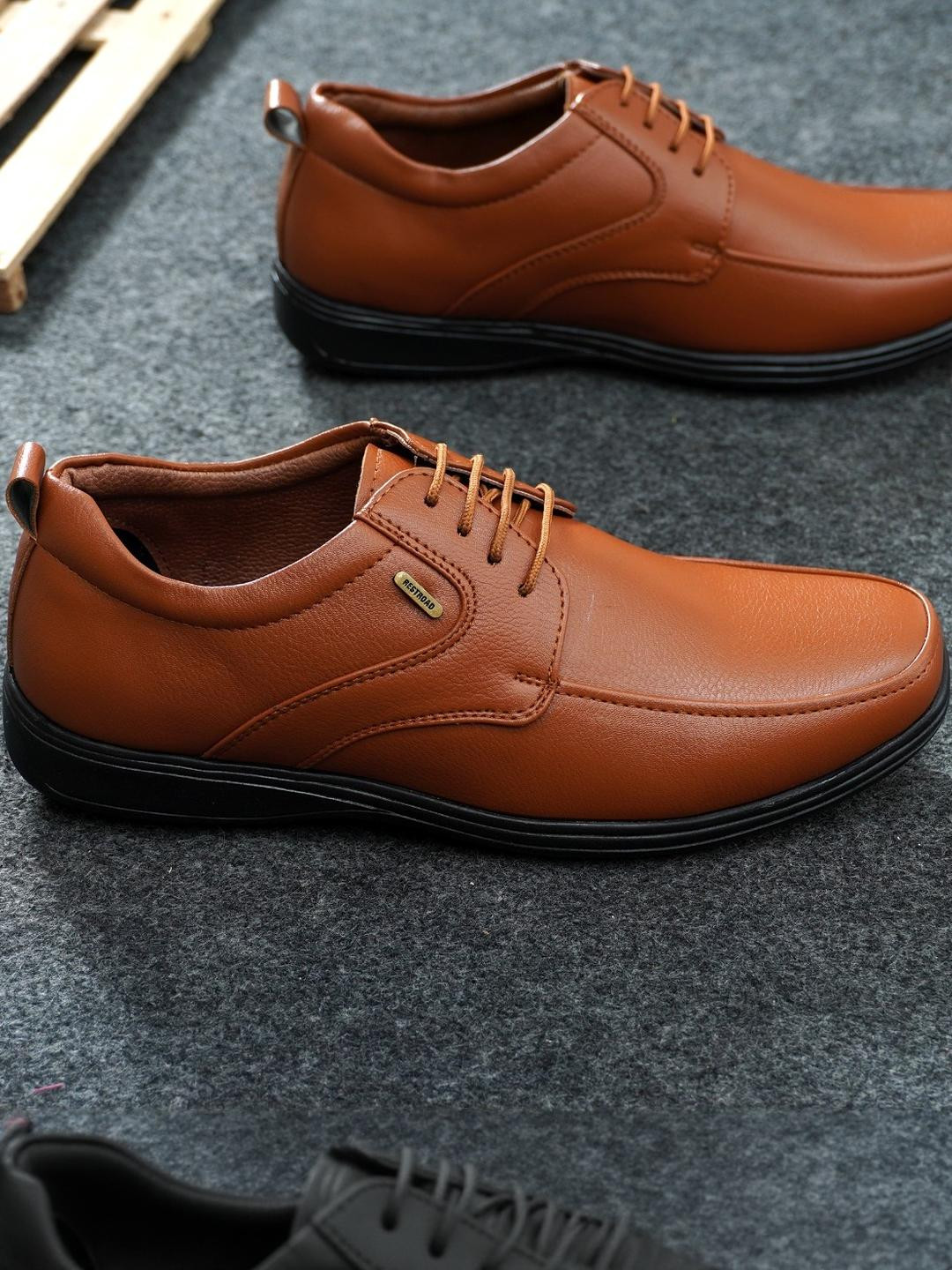 Peclo Men Tan Lace Up Formal Shoe