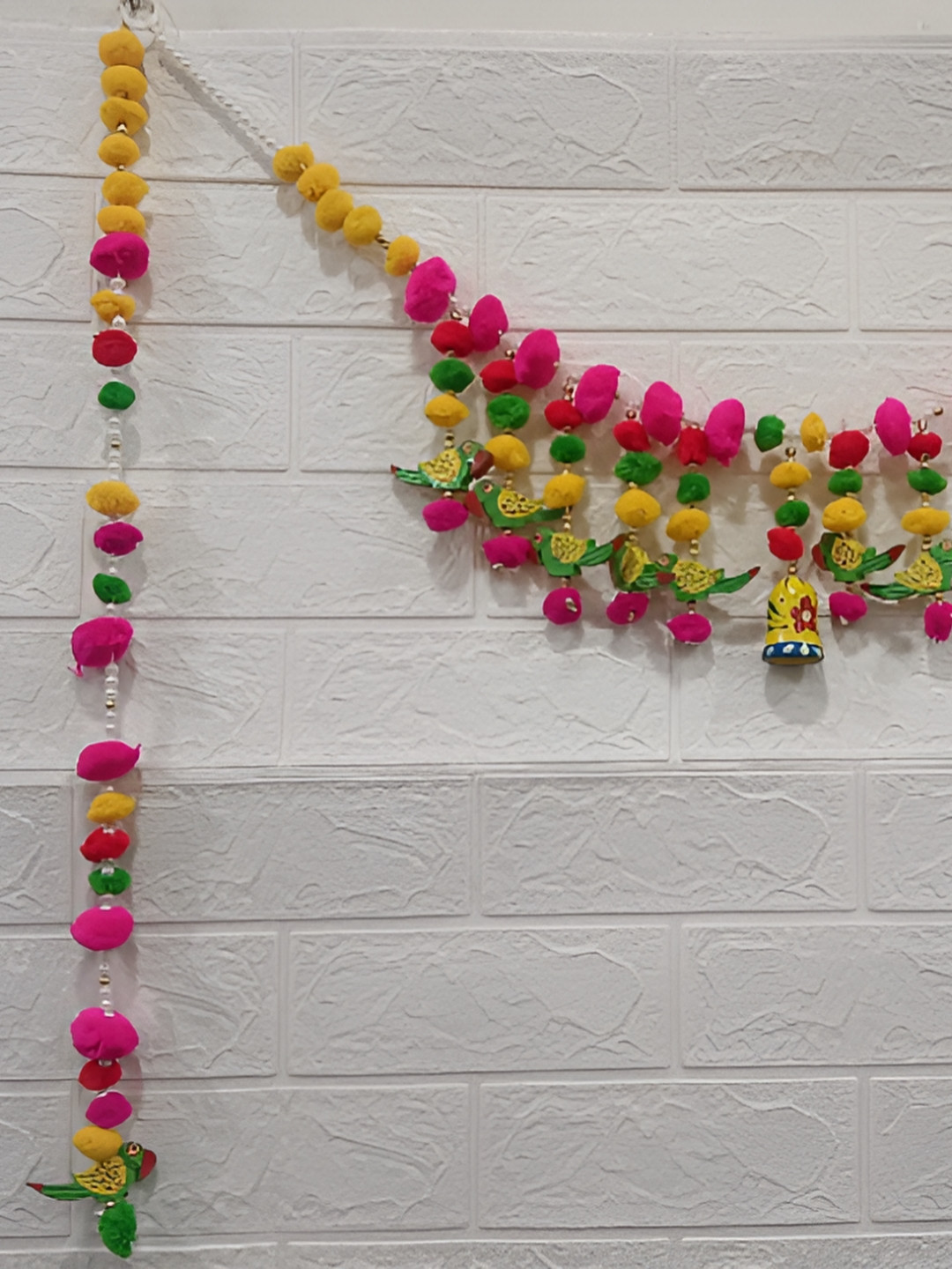 Nutts Green & Pink Parrot Bandhanwar Festive Decor With Side Hanging