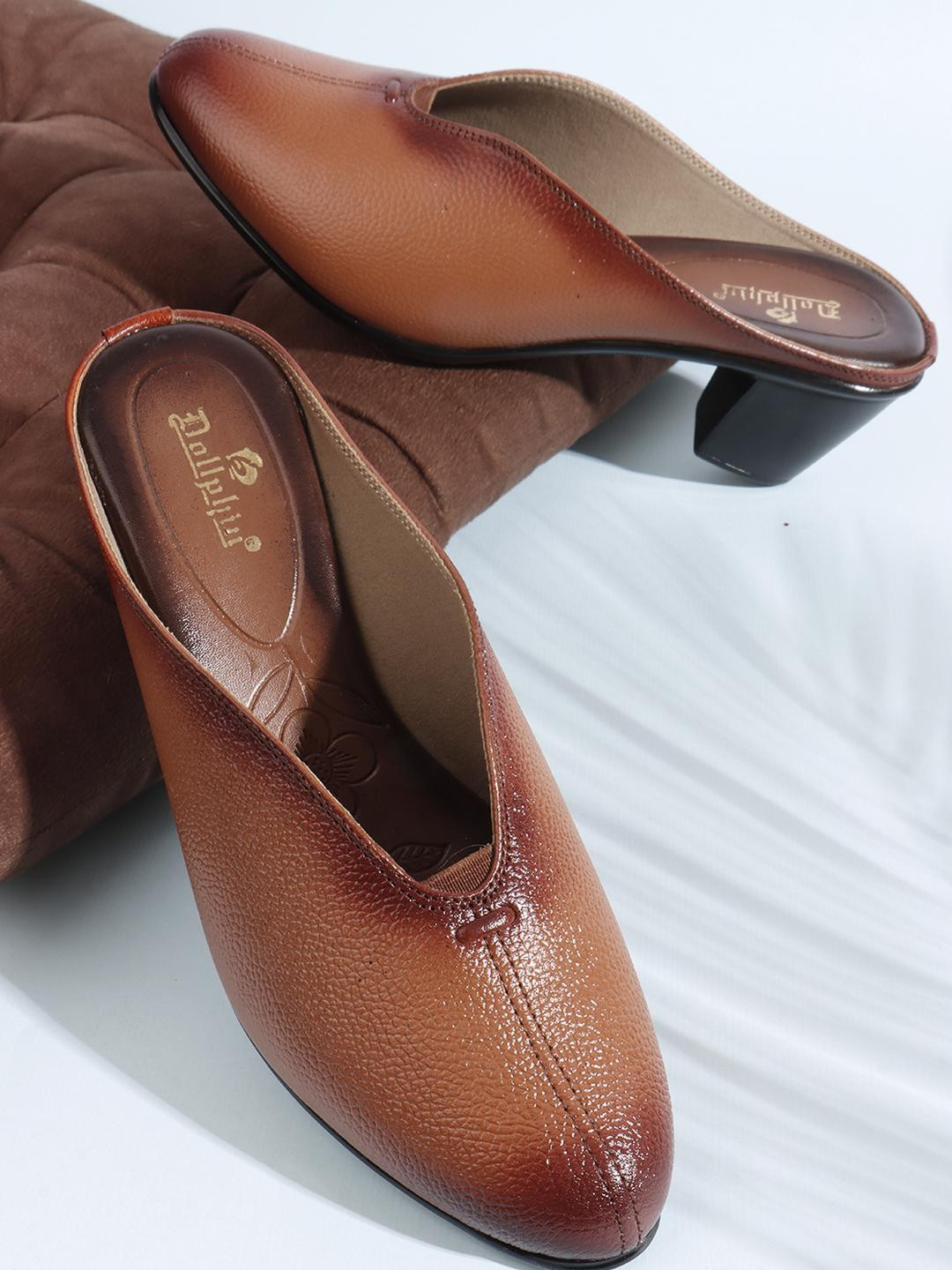 Dollphin Tan Leather Block Heels