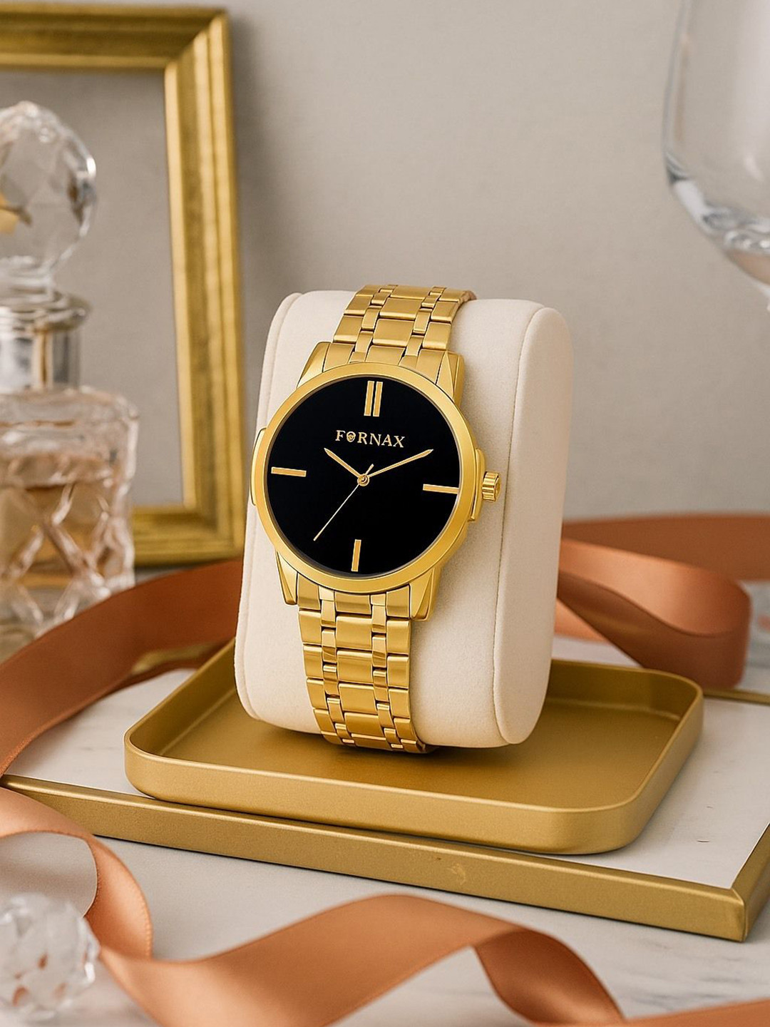 Fornax Men Round Dial & Bracelet Style Straps Analogue Watch fx88
