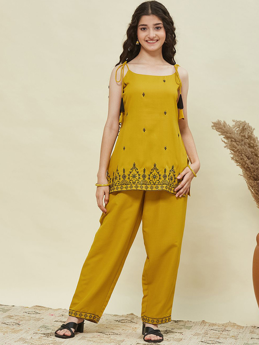 CurlyTales Girls Embroidered Anarkali Kurta and Pant Set