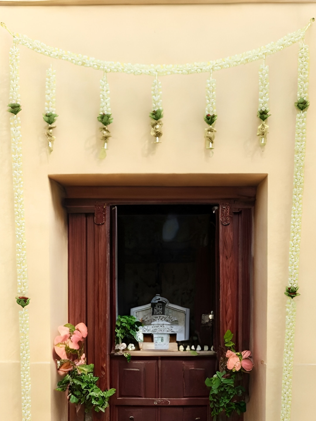 GADINFASHION White & Green  Artificial Mogra Flowers Door Hanging Torans