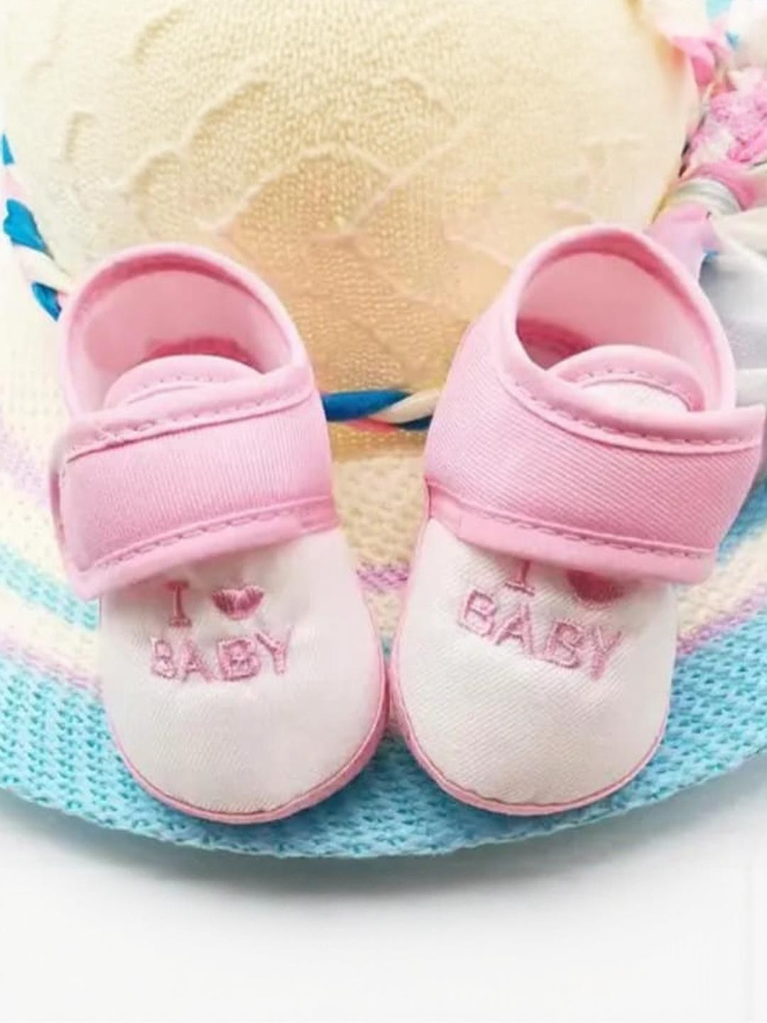 Dhairya Collection Unisex Infant Pink Booties