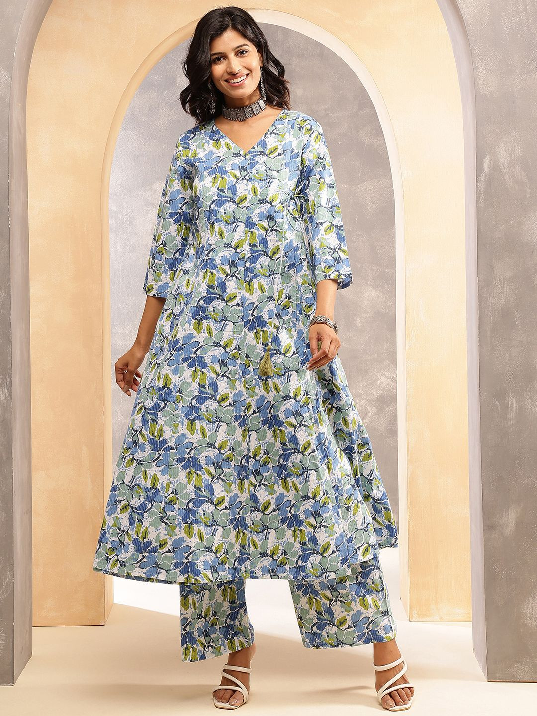 ARAVALII Azure Bloom Women Floral Printed V-Neck Thread Work Angrakha Cotton A-Line Kurta