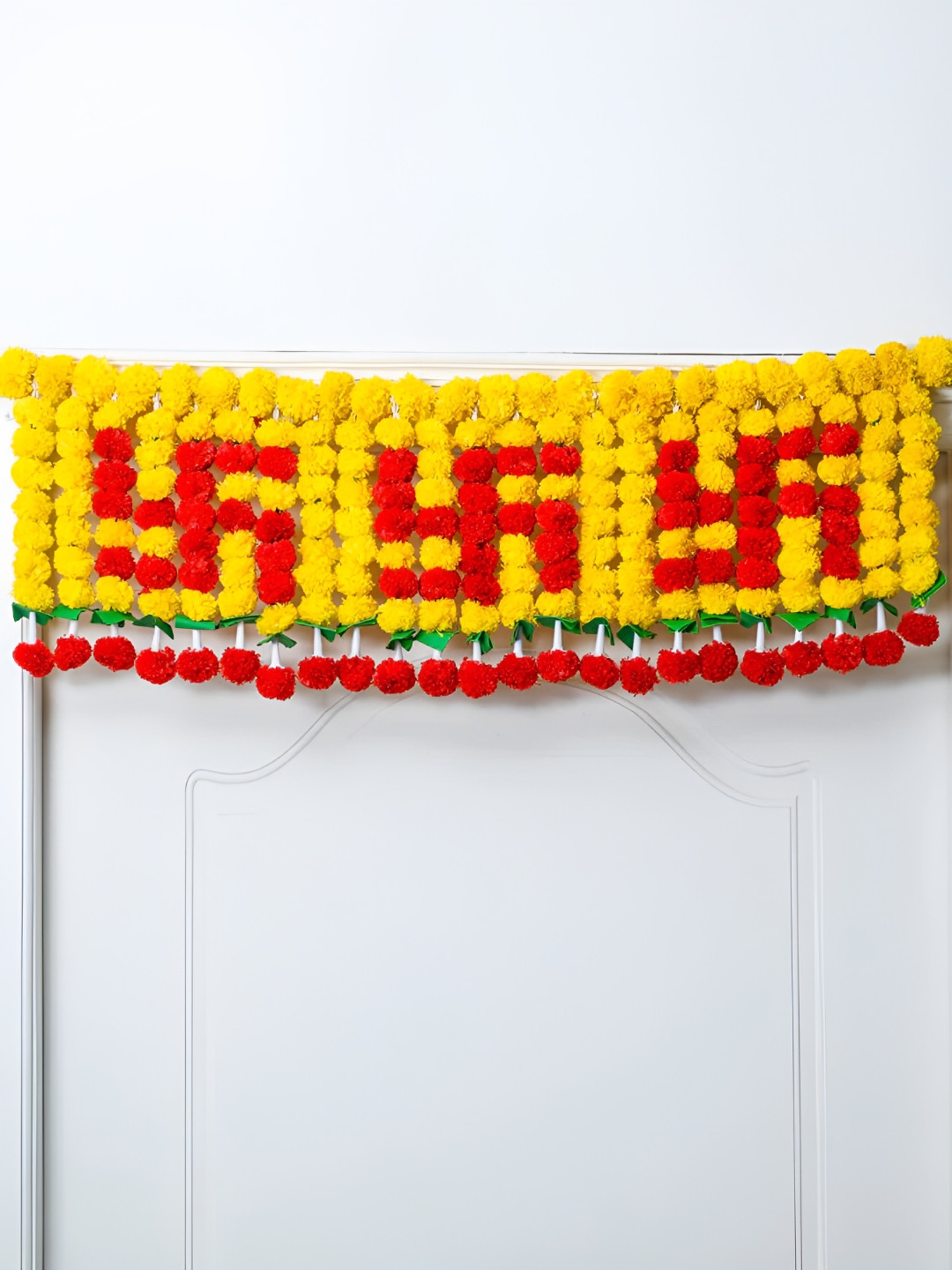 Nutts Bandhanwar Yellow & Red Satiya Marigold Hanging Garlands