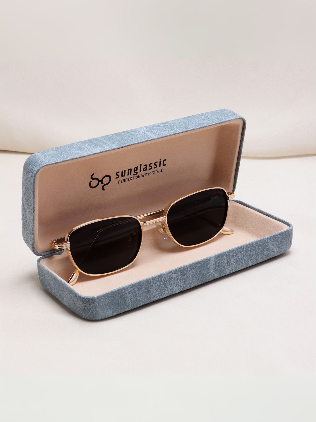 SUNGLASSIC Unisex Oval Sunglasses with UV Protected Lens REGAL