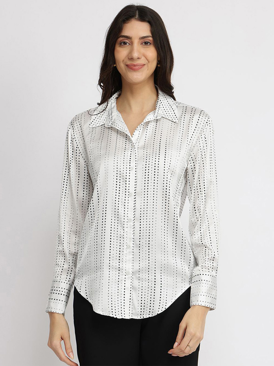 FableStreet Women Classic Fit Micro Ditsy Printed Spread Collar Casual Shirt