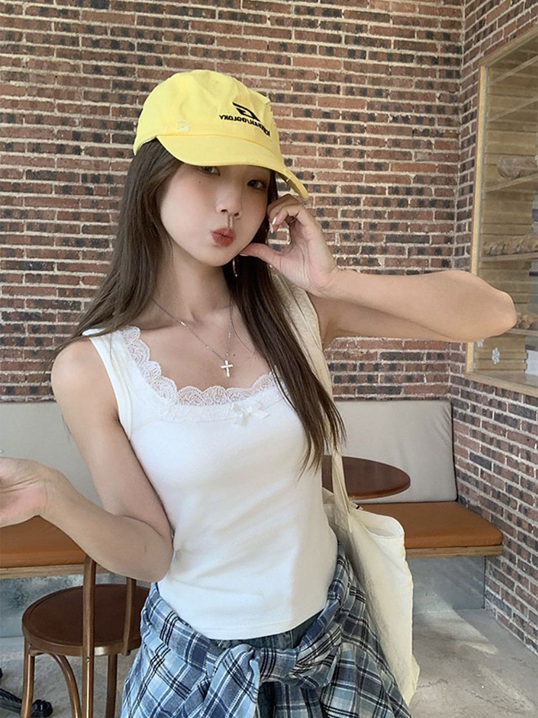 LULU & SKY Women Sleeveless Lace-Trimmed Tank Top