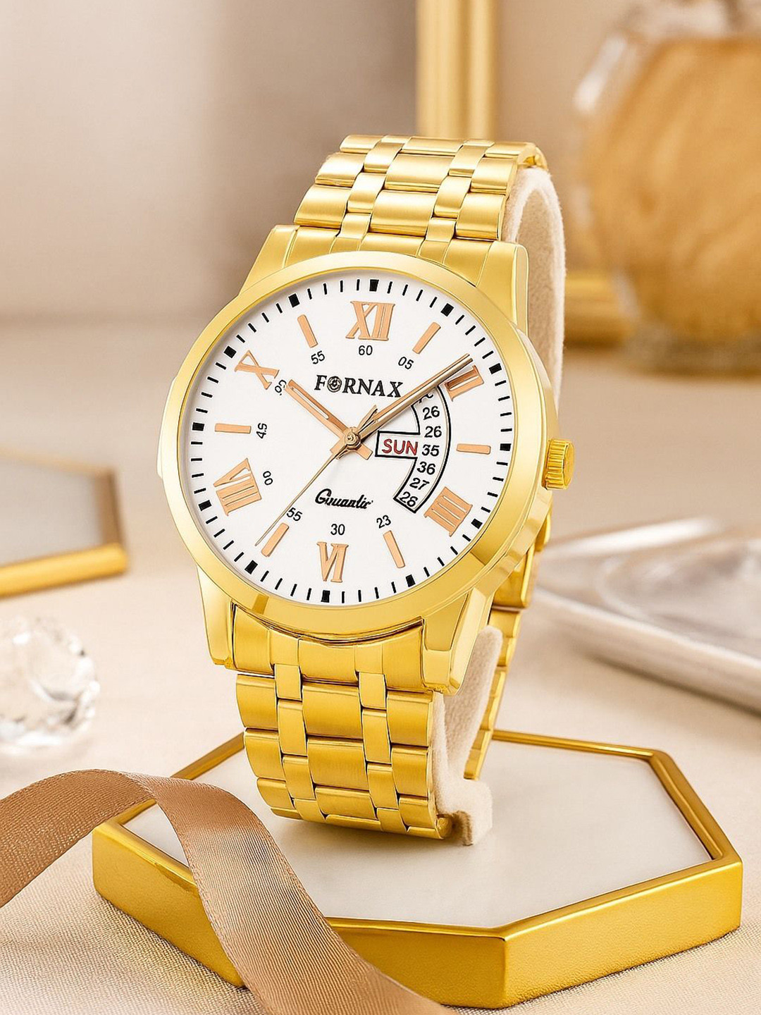 Fornax Men Round Dial & Bracelet Style Straps Analogue Watch fx90