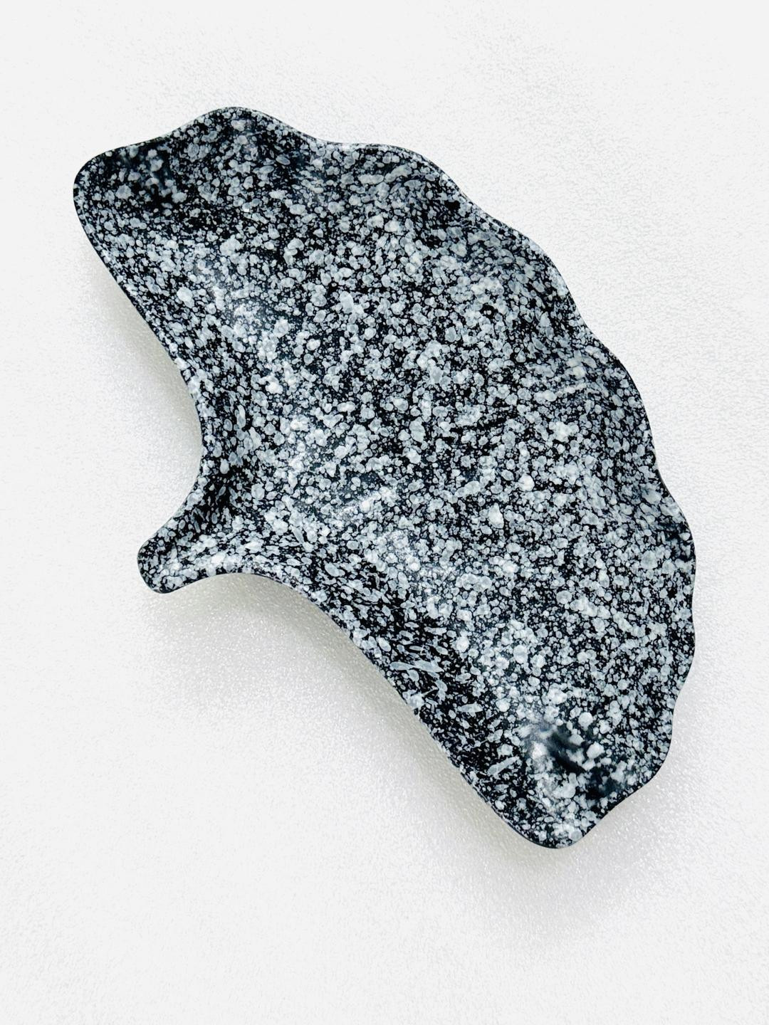 ALTAICA Shell Shape Ceramic Serving Platter