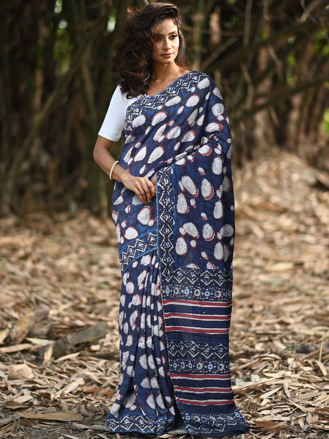 Unnati Silks Floral Zari  Handloom Uppada Saree