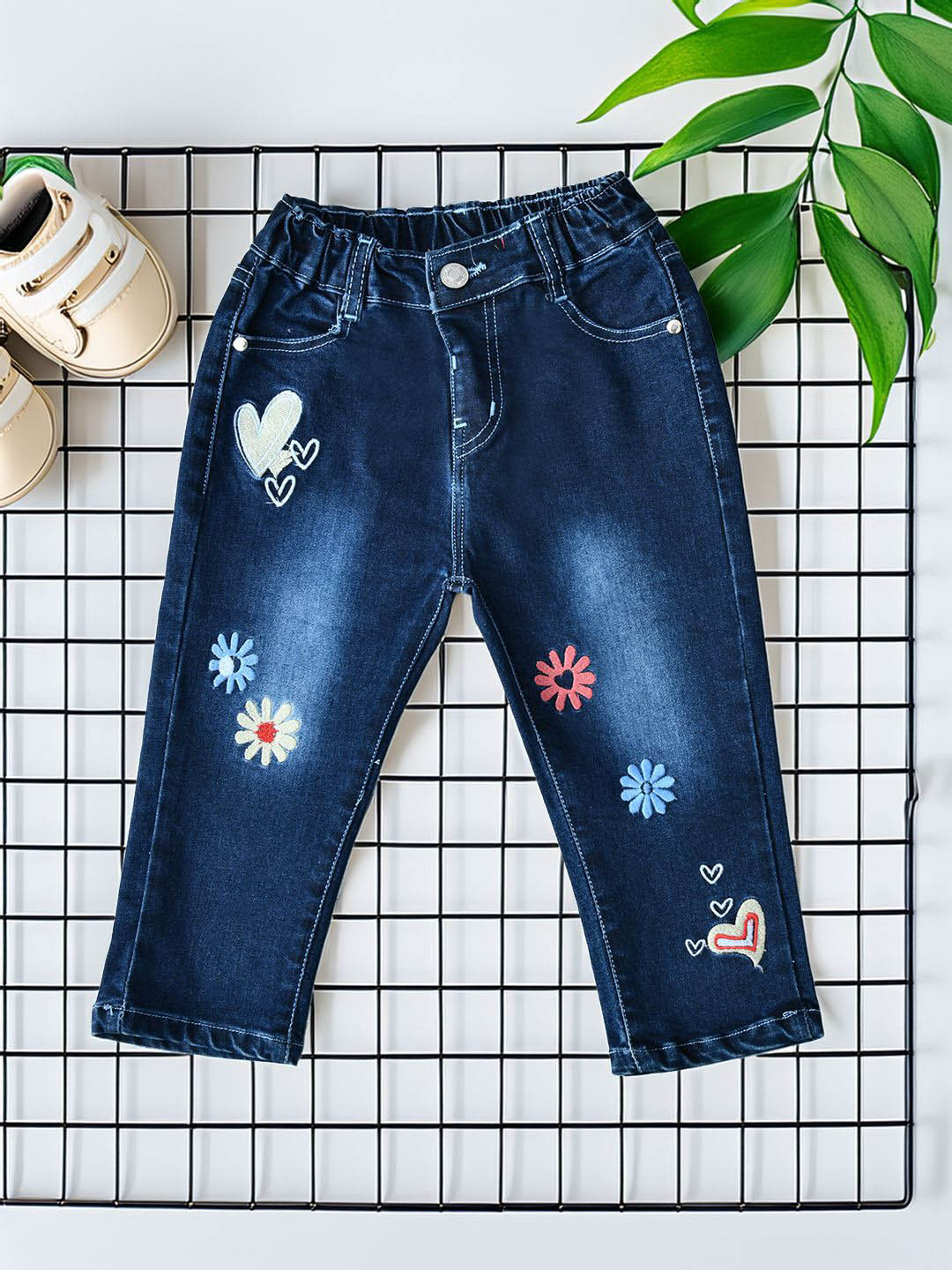 Bella Moda Girls Comfort Regular Fit Mid-Rise Denim Jeans