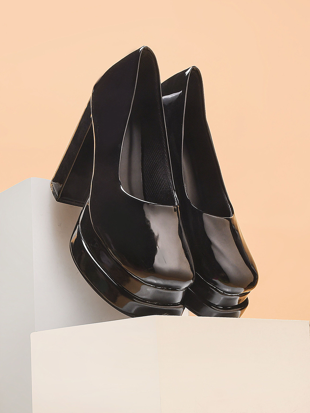 JM Looks Women Round Toe Block Heels Pumps