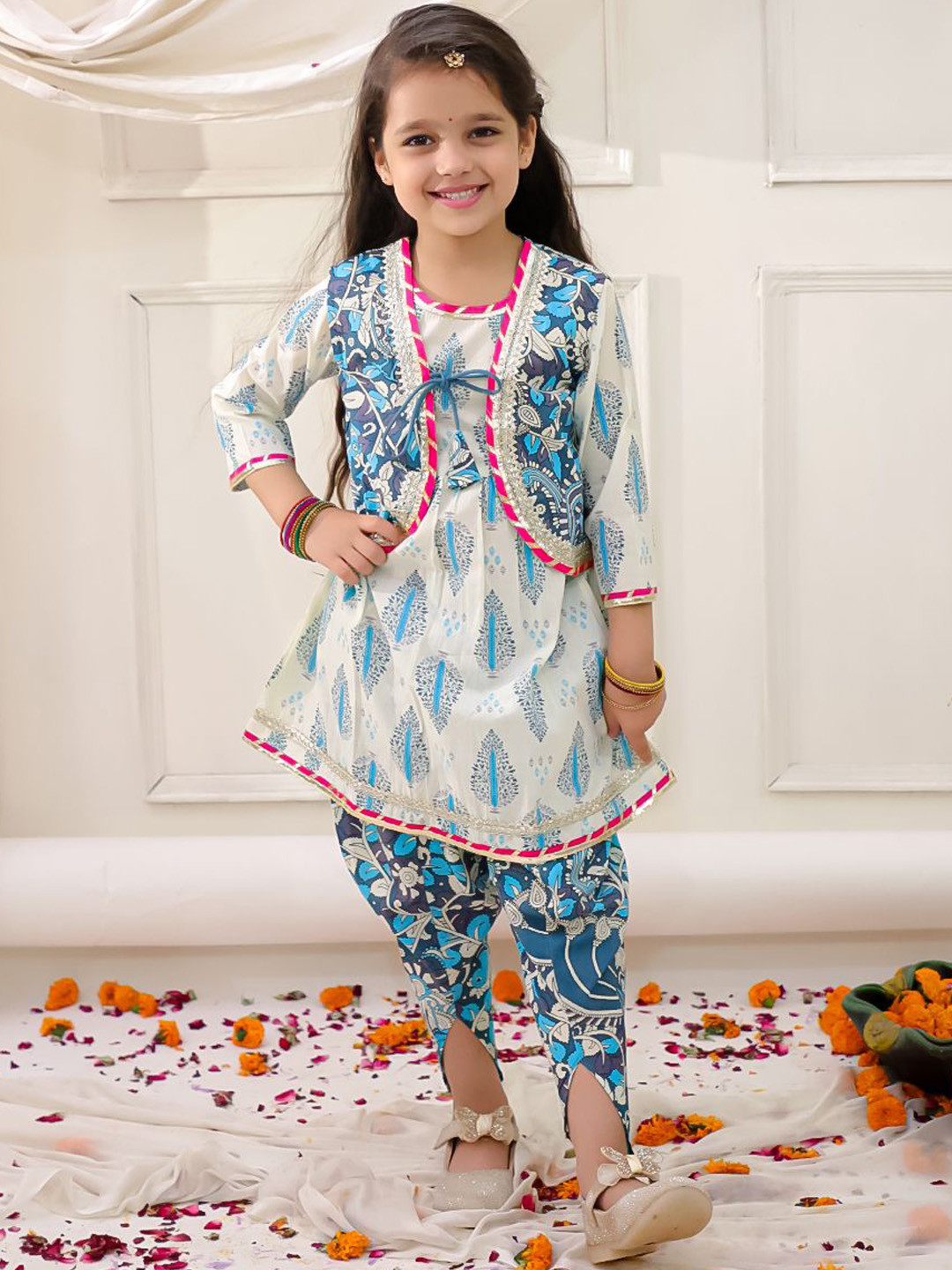 KID1 Girls Madhubani Print Pure Cotton Kurta Dhoti With Jacket