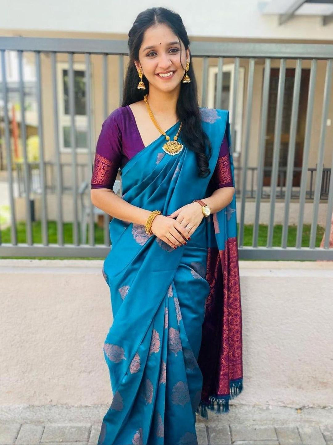 CaniBani Turquoise Blue Silk Blend Banarasi Sarees
