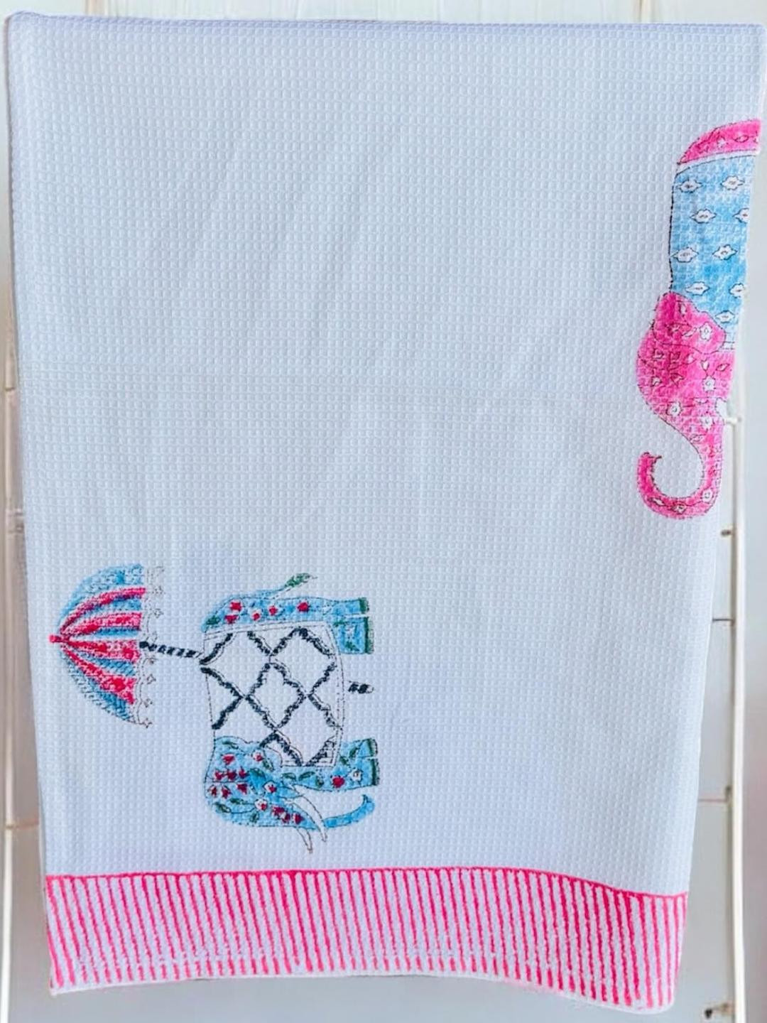 Wee Hours White Printed Cotton 350 GSM Bath Towel