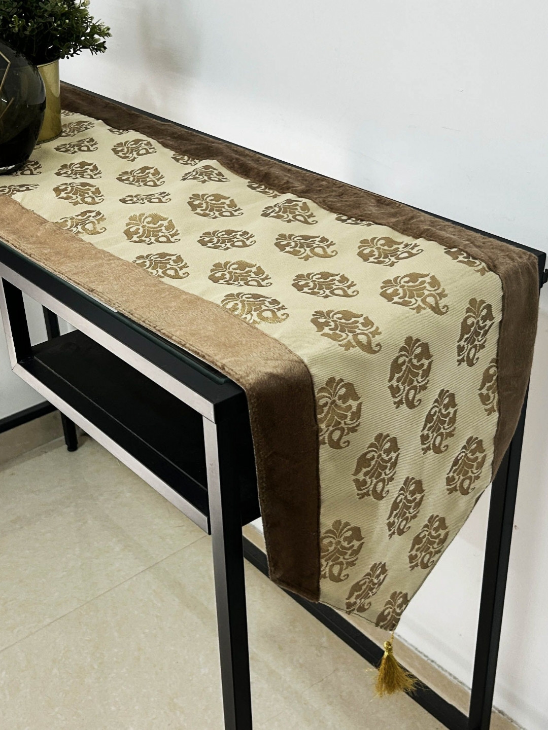 Pink Parrot Beige Ethnic-Patterned Hexagonal Table Runner With Tassels