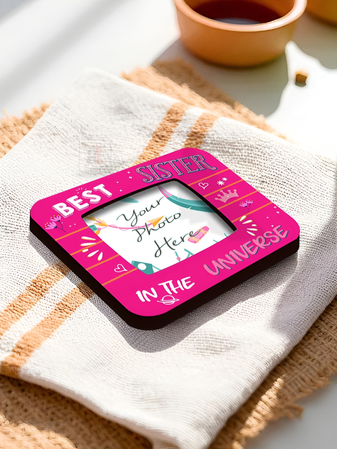 Art Street Magenta Fridge Magnet Photo Frame