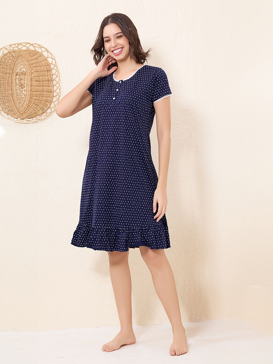QUIRA Women Printed Round Neck Nightdress