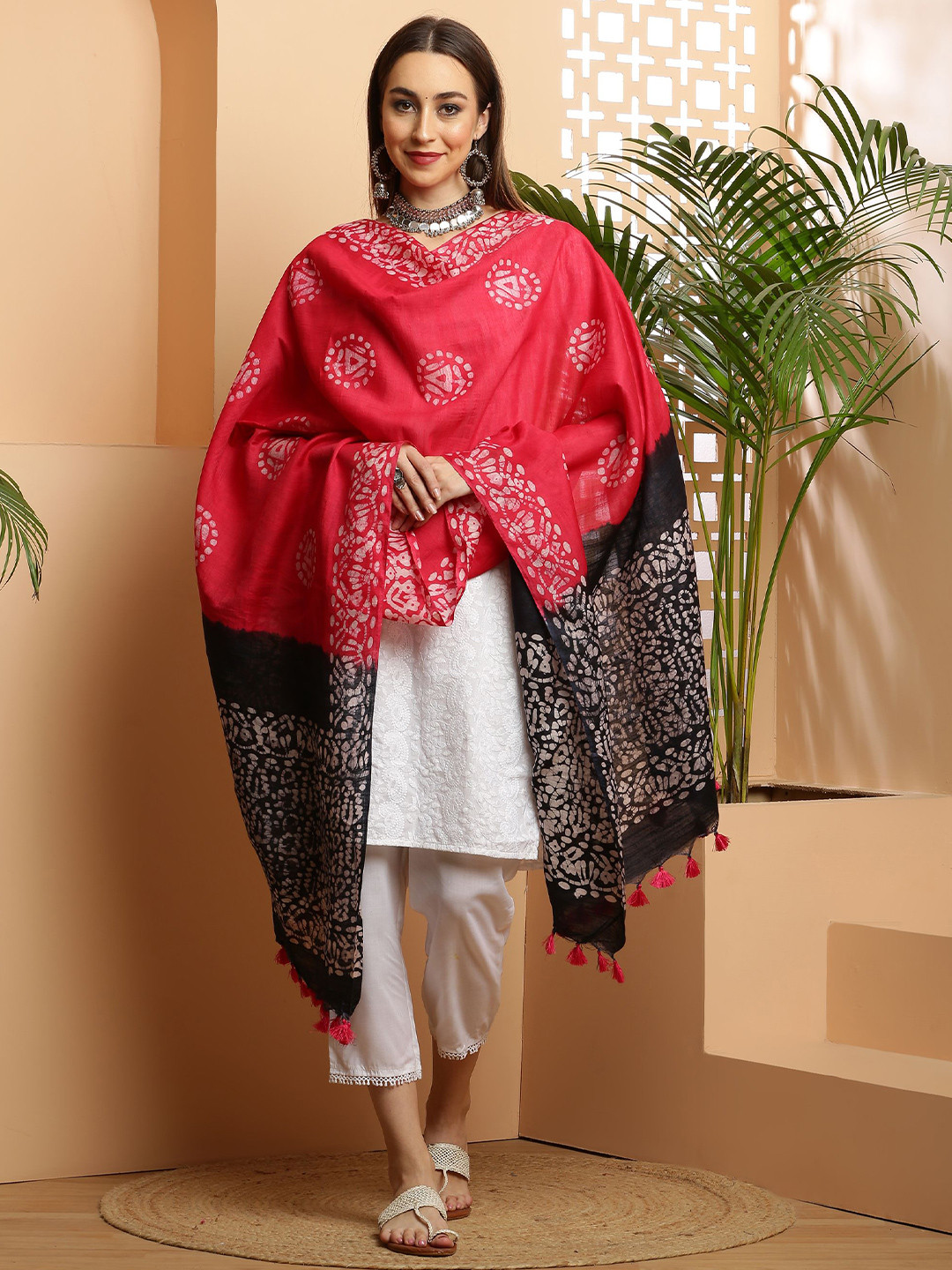 Bunkraft Ethnic Motifs Printed Batik Dupatta