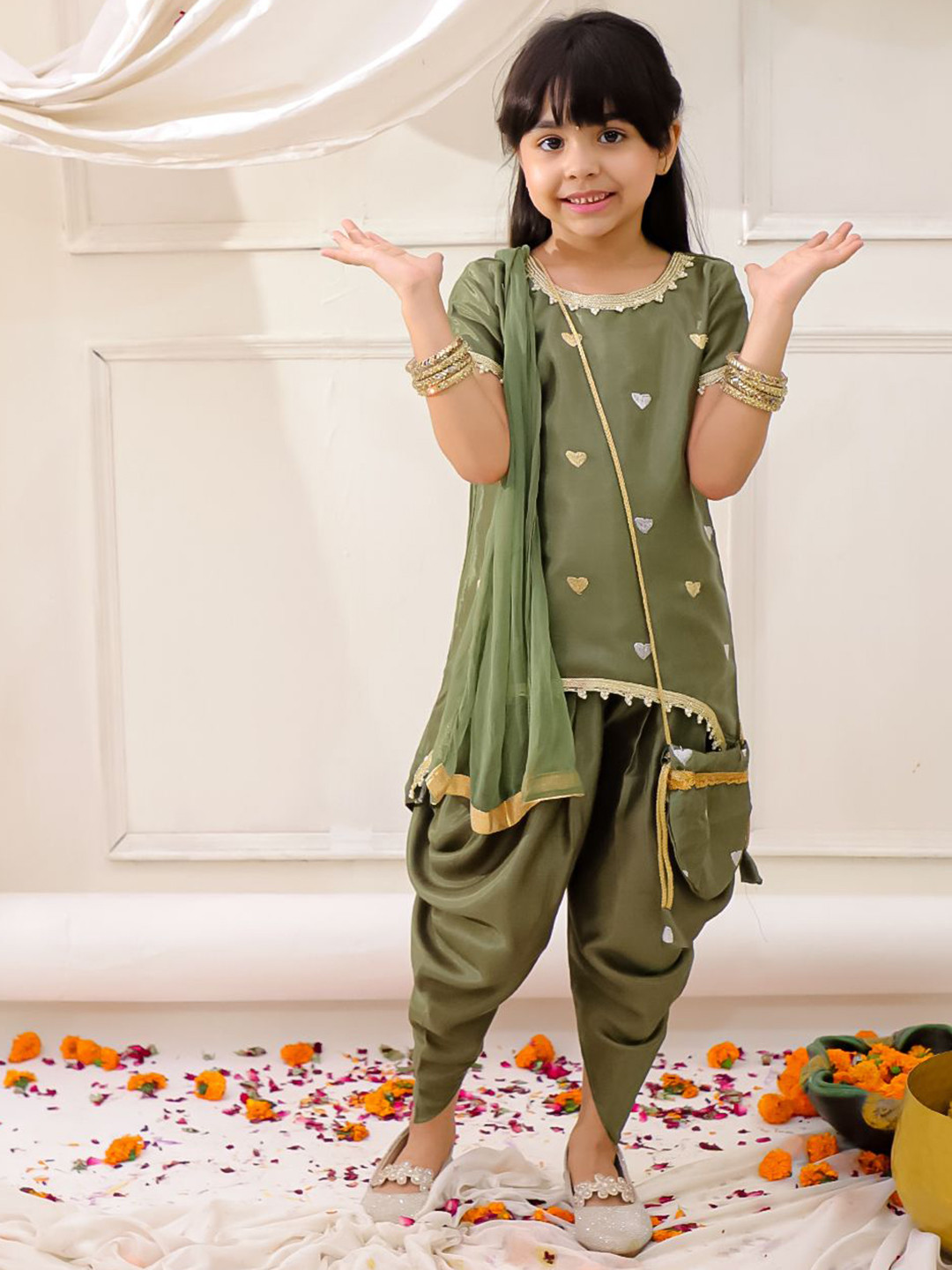 KID1 Girls Abstract Embroidered Thread Work Curved A-Line Kurta With Dhoti Pants & Dupatta