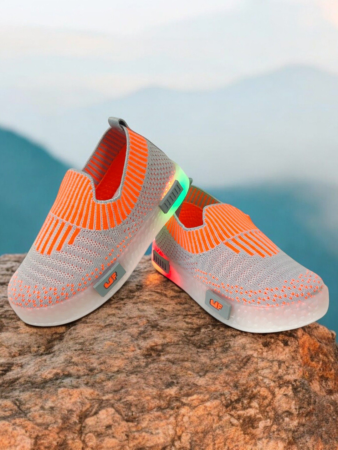 COOLZ Kids Woven Design Flymesh Slip-On Sneakers