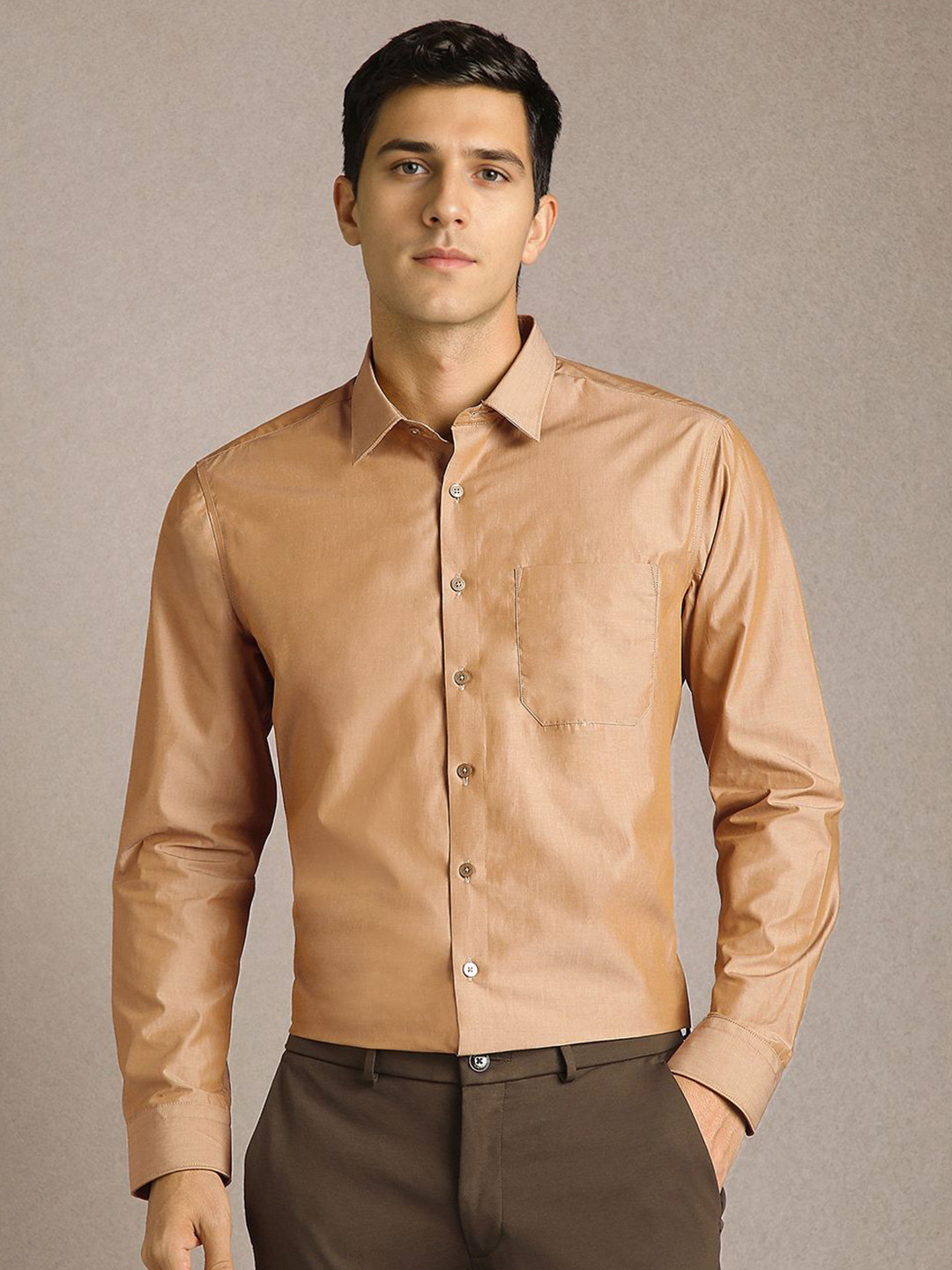 Louis Philippe Men Solid Spread Collar Pure Cotton Formal Shirt