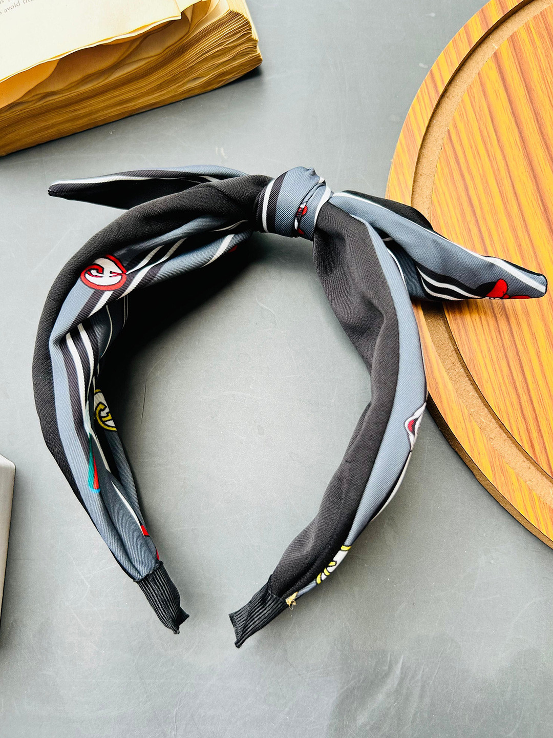 Radhya Accessories Women Graphic Grace Knot Hairband